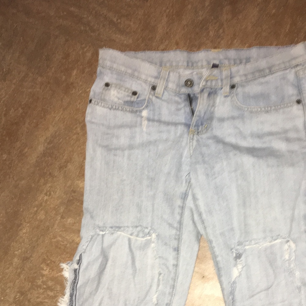 LF ripped jeans